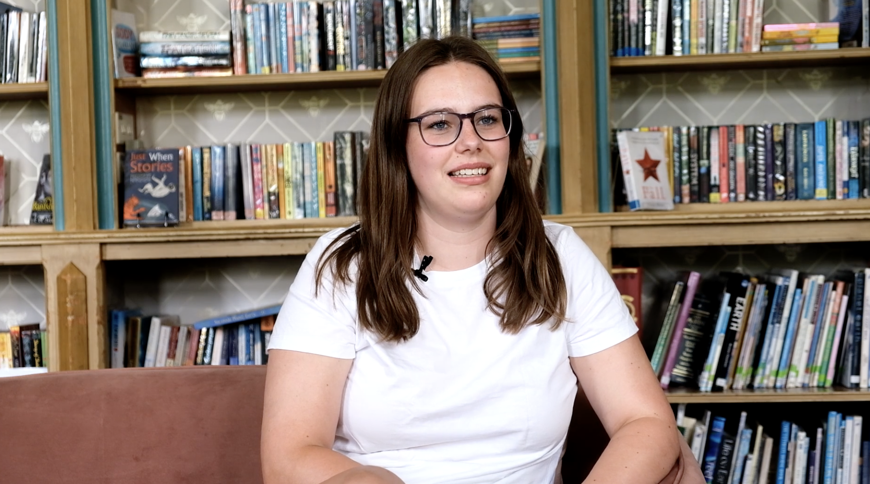 WATCH: Student questions with Jessica H (Year 13 Marketing Prefect)